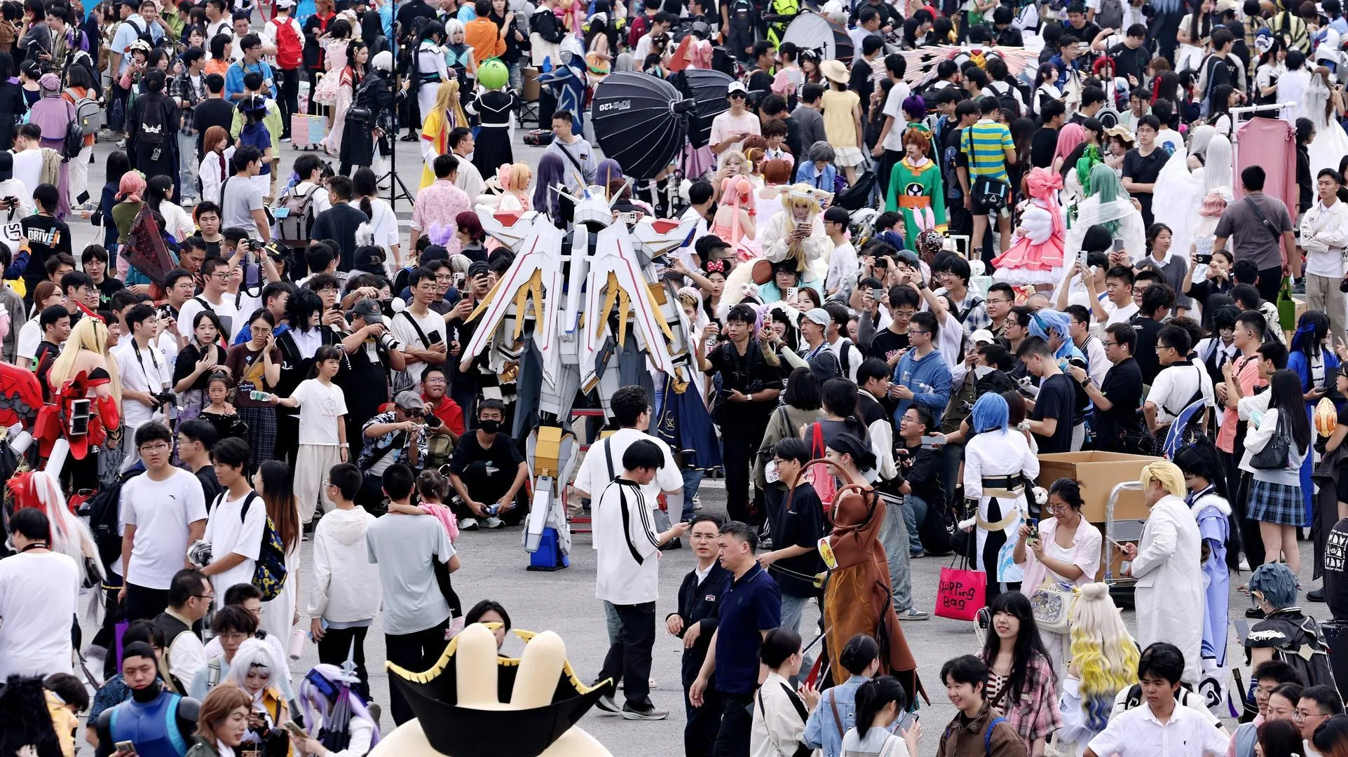 上海动漫嘉年华展会现场——51动漫本地动漫展览